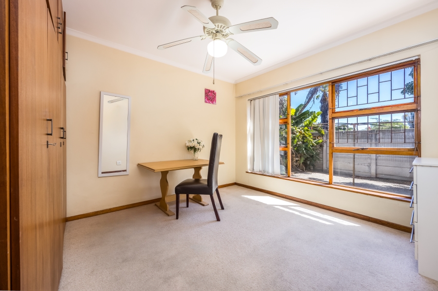 4 Bedroom Property for Sale in Sonnekuil Western Cape